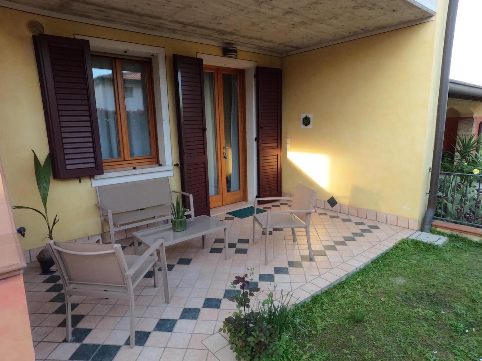 Hoya Apartment Sirmione Exterior photo